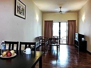 Arabian Bay Resort Guest Room